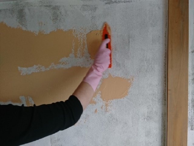 和室のザラザラ壁をきれいに補修する｜砂壁・繊維壁などは簡単に補修できる！！